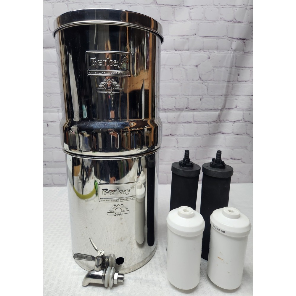 Big Berkey Water Filtration System 2.25 Gallons w/Steel Spigot & Filters